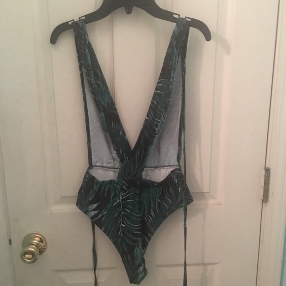 ‼️LAST1‼️ The Riviera Maya Swimsuit & Coverup - Picture 7 of 8